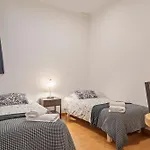 Cozy Apartment With Ensuite 11